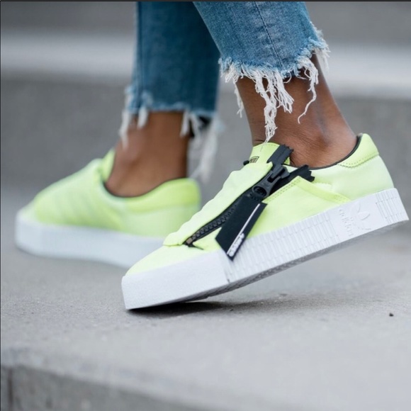 NWT Adidas Originals Sambarose Zip Sneaker - Picture 3 of 11